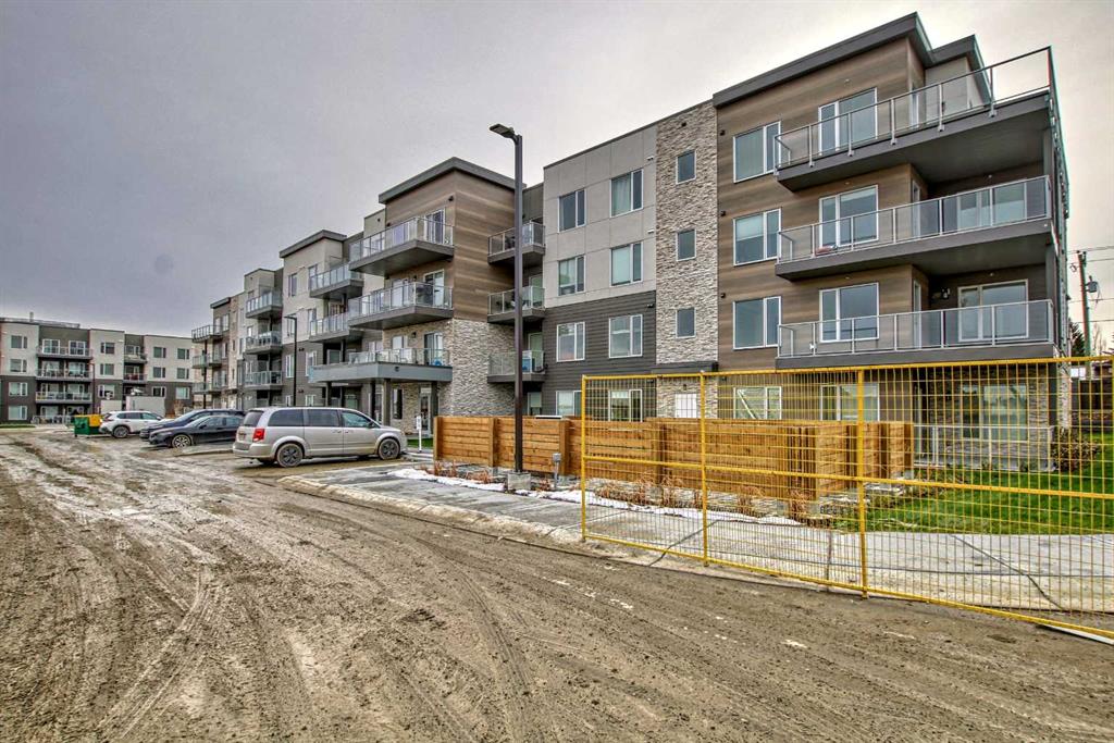 Picture of 112, 200 Shawnee Square SW, Calgary Real Estate Listing
