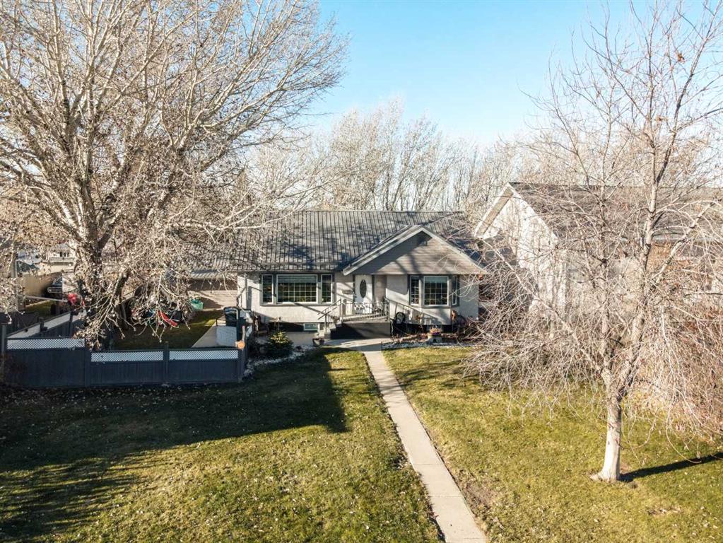 Picture of 2010 20 Street , Coaldale Real Estate Listing