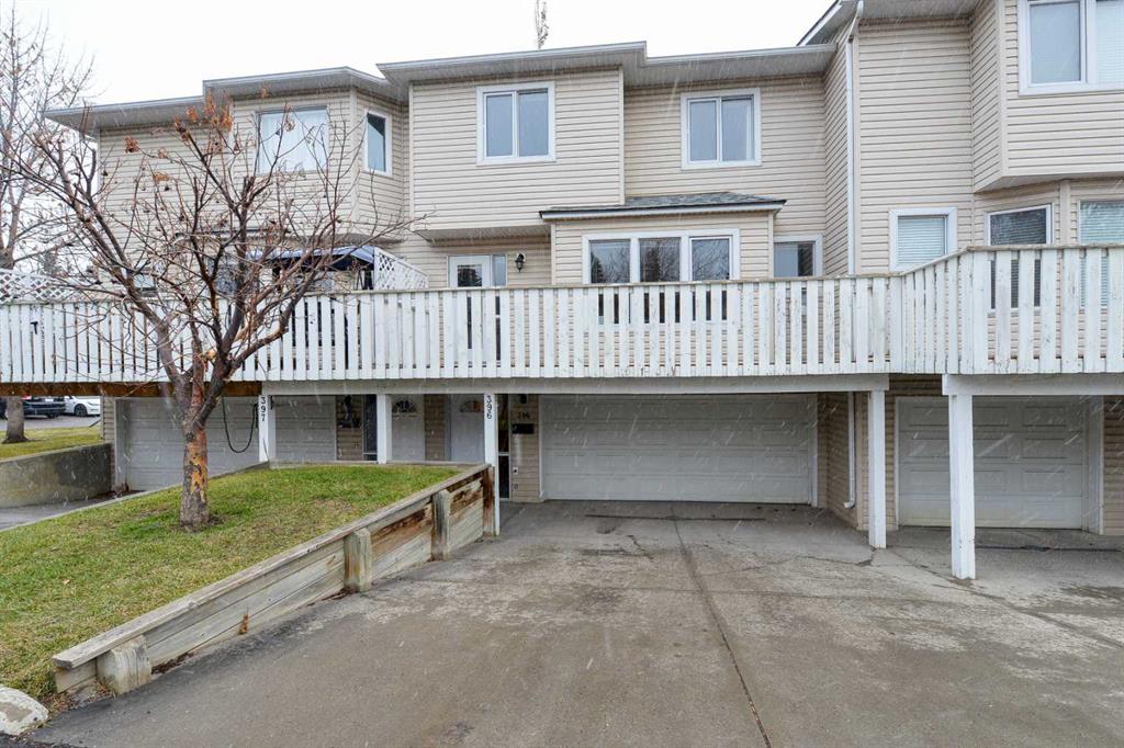 Picture of 396 Killarney Glen Court SW, Calgary Real Estate Listing