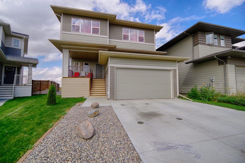 Picture of 441 Devonia Way W, Lethbridge Real Estate Listing