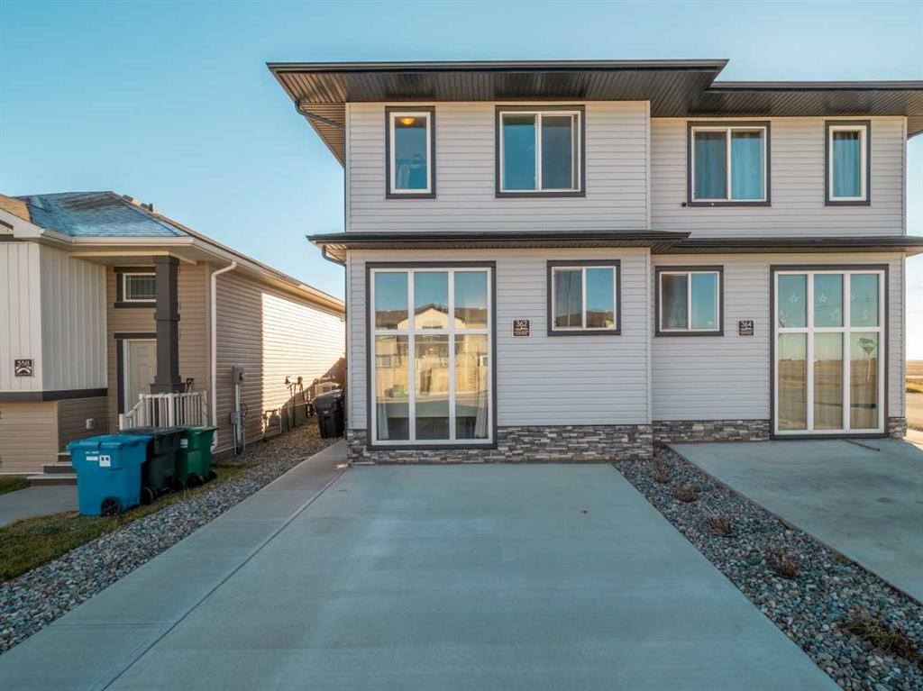 Picture of 362 Coalbanks Boulevard W, Lethbridge Real Estate Listing