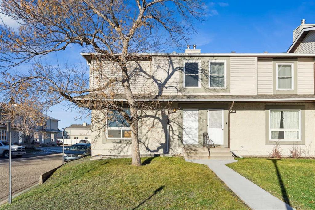 Picture of 124 Deer Ridge  SE, Calgary Real Estate Listing