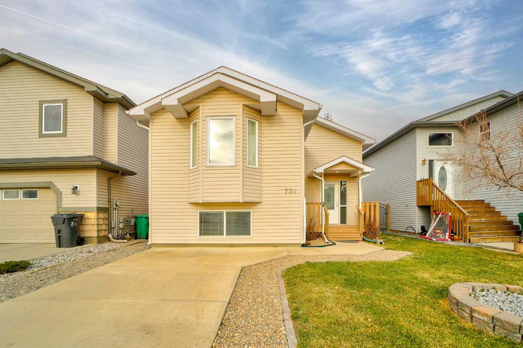 Picture of 730 Aberdeen Crescent W, Lethbridge Real Estate Listing