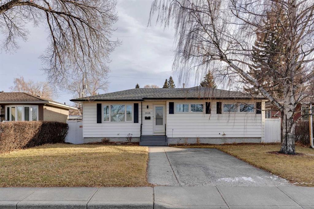 Picture of 3928 Brantford Drive NW, Calgary Real Estate Listing