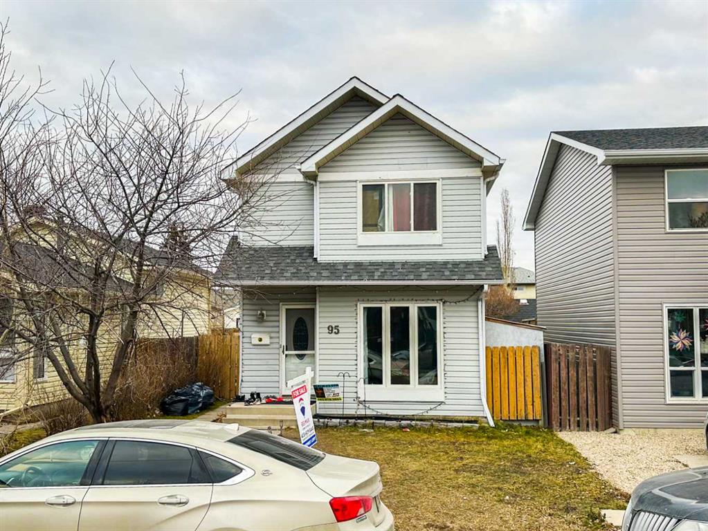 Picture of 95 Castlegreen Close NE, Calgary Real Estate Listing