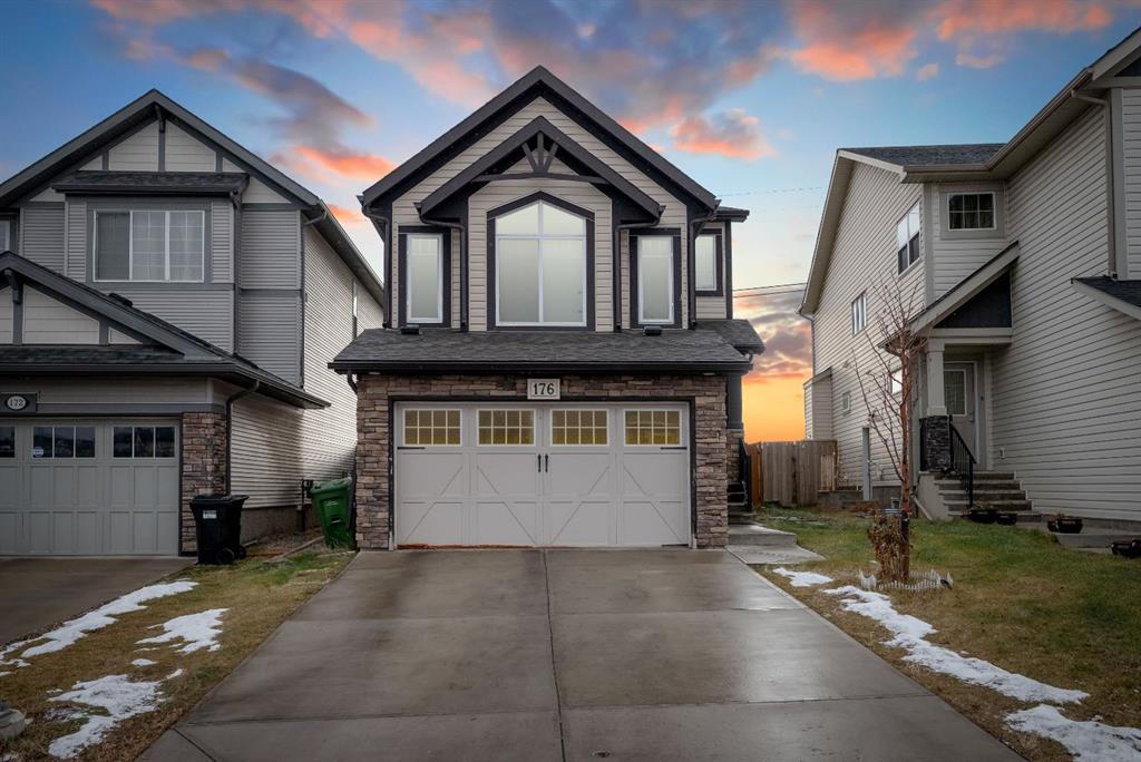Picture of 176 Skyview Shores Manor NE, Calgary Real Estate Listing