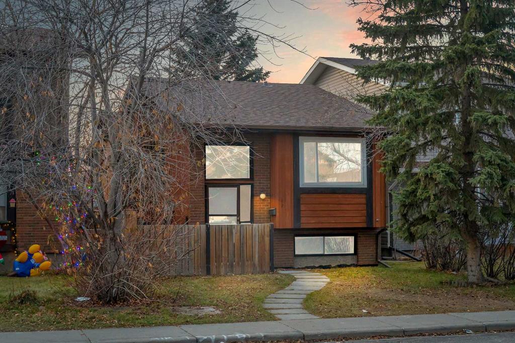 Picture of 4239 49 Street NE, Calgary Real Estate Listing