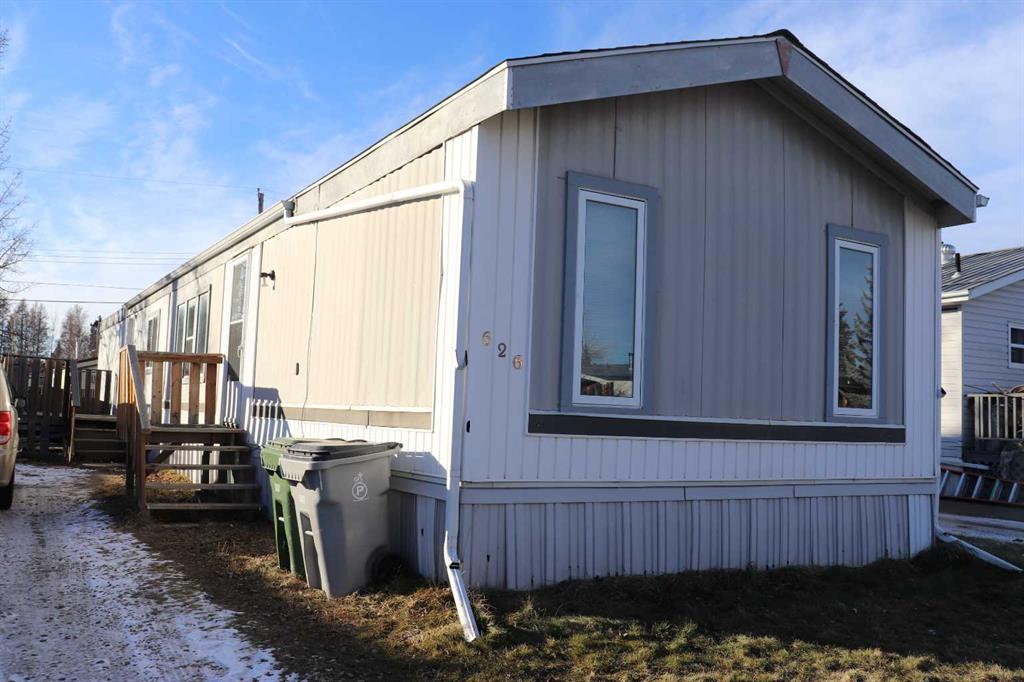 Picture of 626 52 Street  , Edson Real Estate Listing