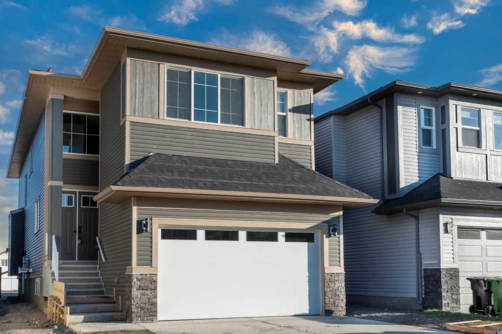 Picture of 195 Saddlecrest Grove NE, Calgary Real Estate Listing