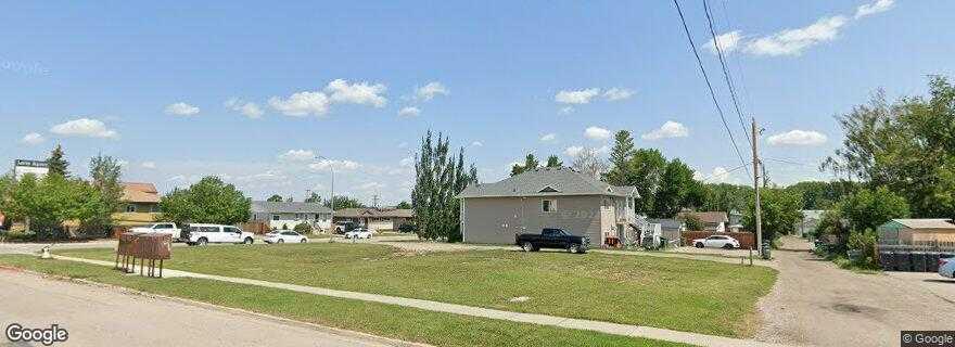 Picture of 505 2 Street , Strathmore Real Estate Listing
