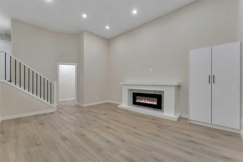 Picture of 2966 Doverville Crescent SE, Calgary Real Estate Listing