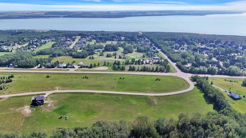 Picture of 5 Bruhn Bend , Rural Ponoka County Real Estate Listing