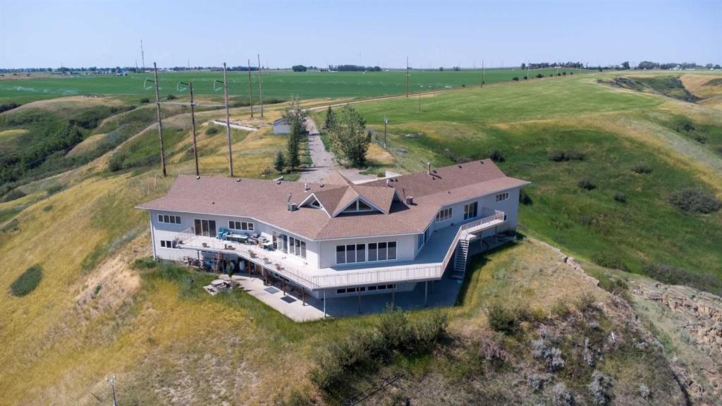 Picture of 221012 Township 9-2 Road , Rural Lethbridge County Real Estate Listing