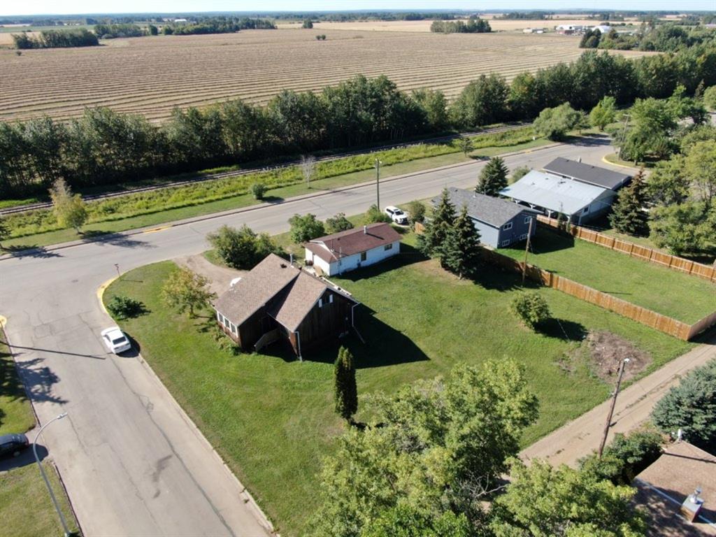 Picture of 4400,4404,5012, 44 Street  , High Prairie Real Estate Listing