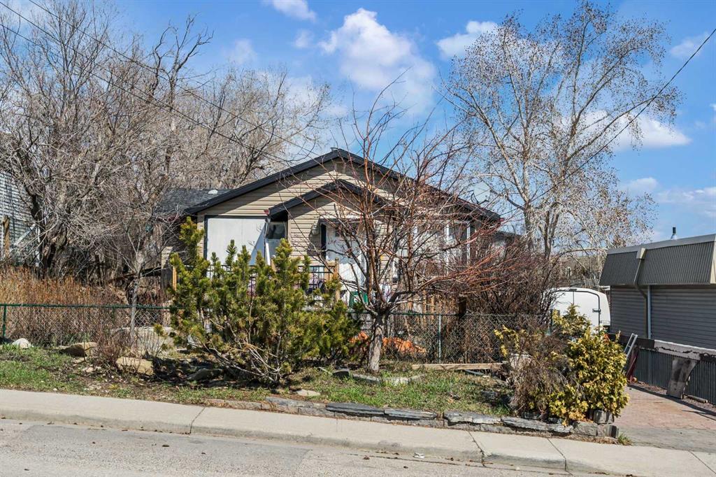 Picture of 6516 35 Avenue NW, Calgary Real Estate Listing