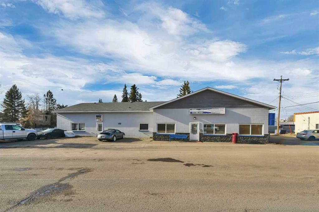 Picture of 5016 50 Avenue , Sylvan Lake Real Estate Listing