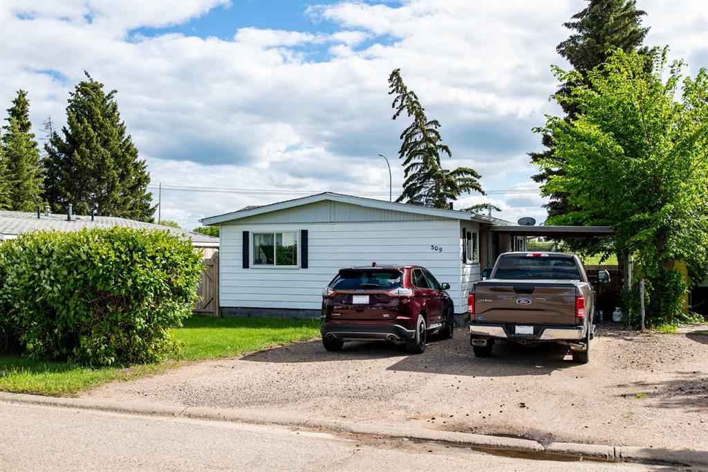 Picture of 509 2 AvenueCrescent , Wainwright Real Estate Listing