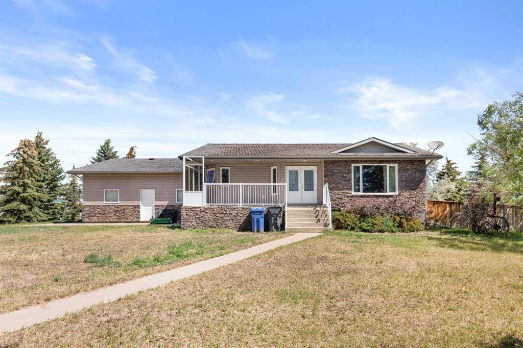 Picture of 1503 Eagle View Place SW, Medicine Hat Real Estate Listing