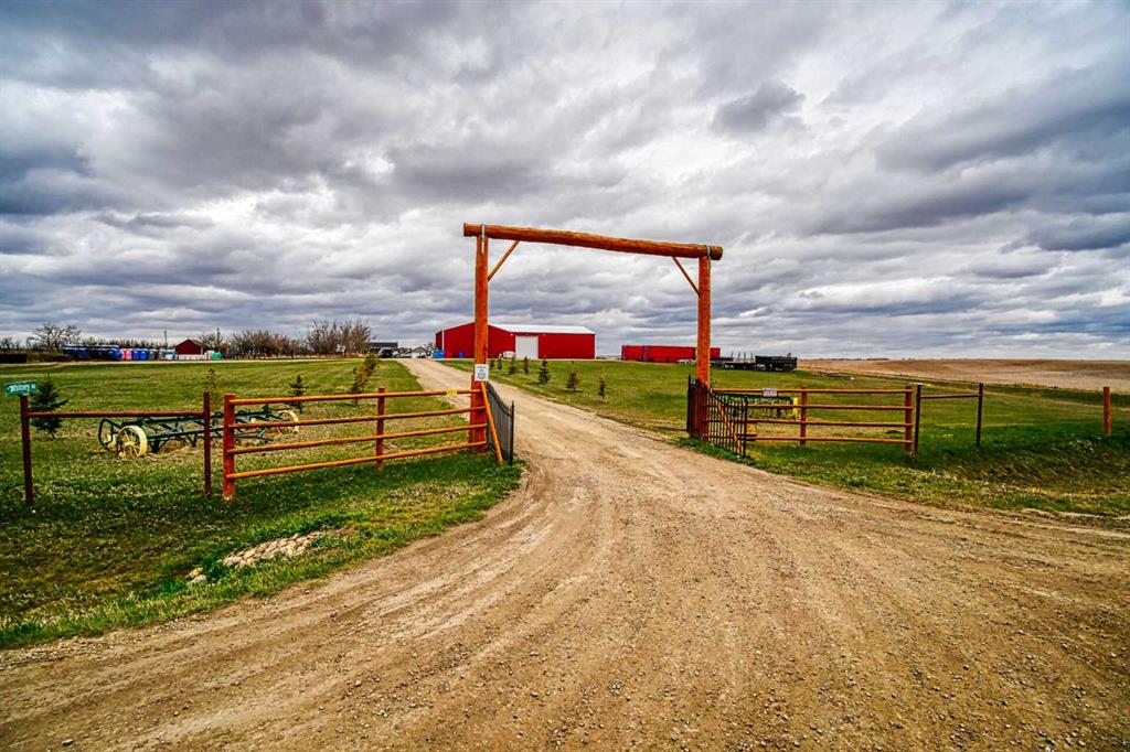 Picture of 272011 Range Road 275  , Rural Rocky View County Real Estate Listing