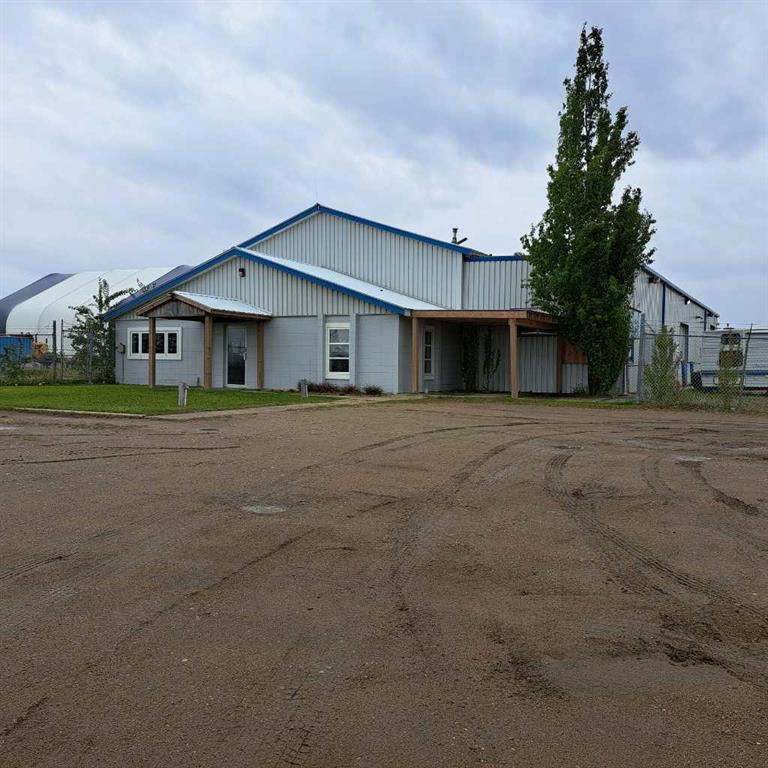 Picture of 3607 44 Street N, Lloydminster Real Estate Listing