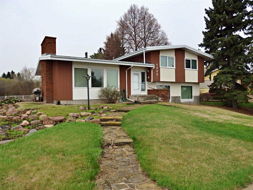 Picture of 4809 Riverside Drive , Vermilion Real Estate Listing