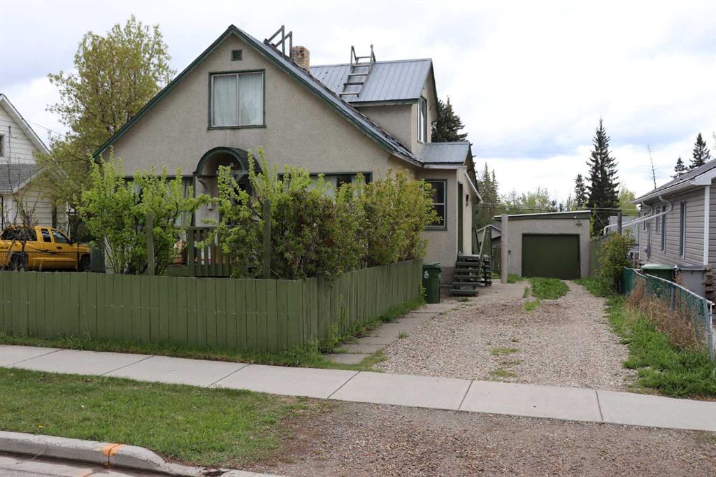 Picture of 4723 5 Avenue  , Edson Real Estate Listing