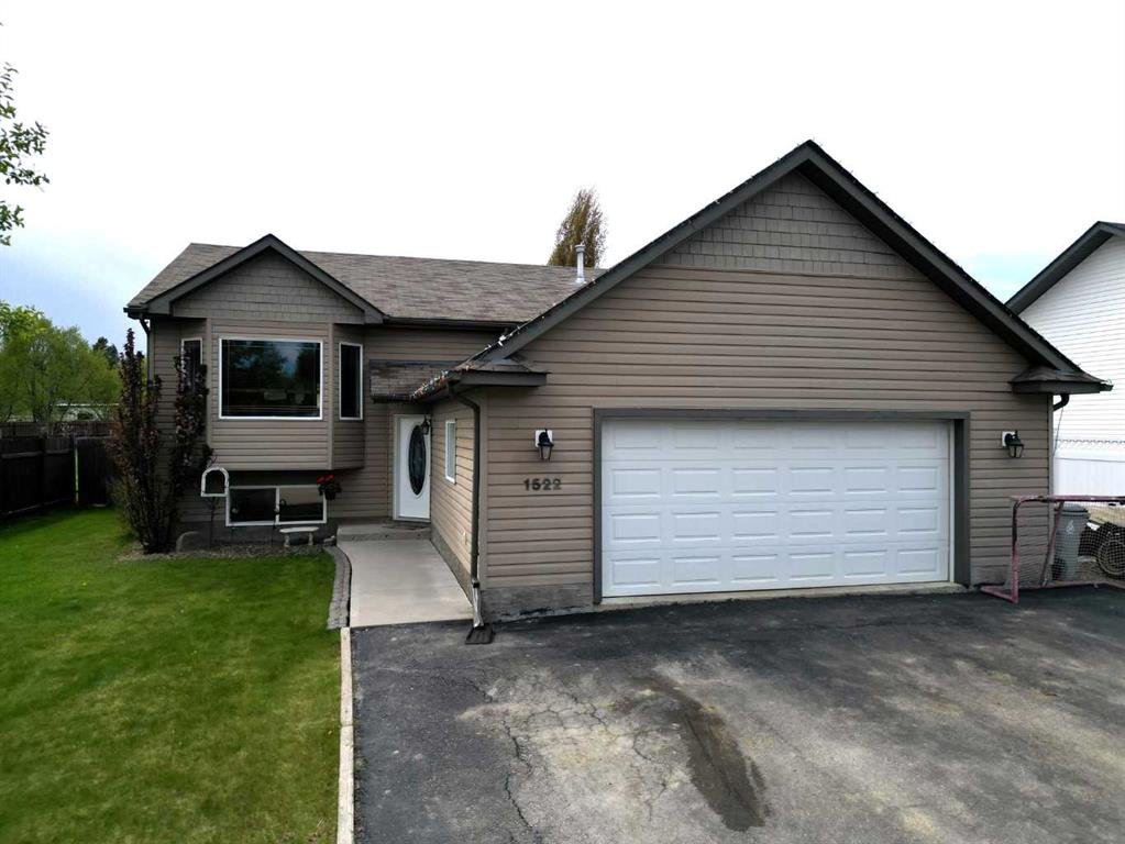 Picture of 1522 62 Street , Edson Real Estate Listing