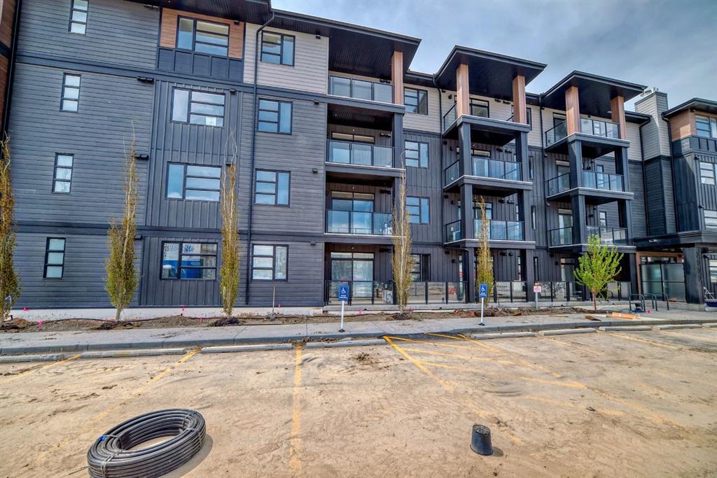 Picture of 2112, 55 Lucas Way NW, Calgary Real Estate Listing