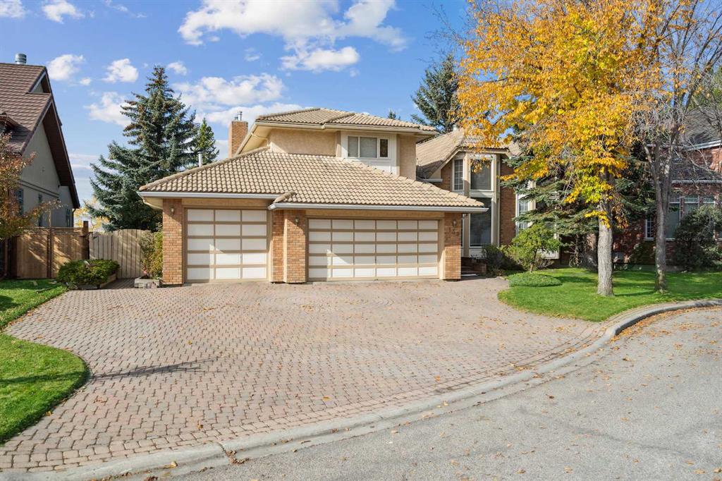 Picture of 139 Woodacres Drive SW, Calgary Real Estate Listing