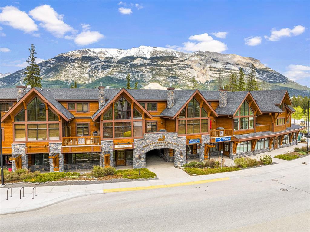 Picture of 211, 75 Dyrgas Gate , Canmore Real Estate Listing