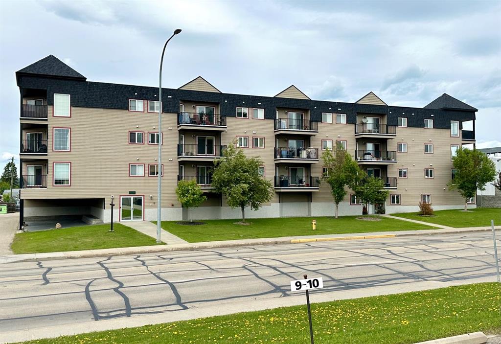 Picture of 303, 4502 52 Avenue , Whitecourt Real Estate Listing