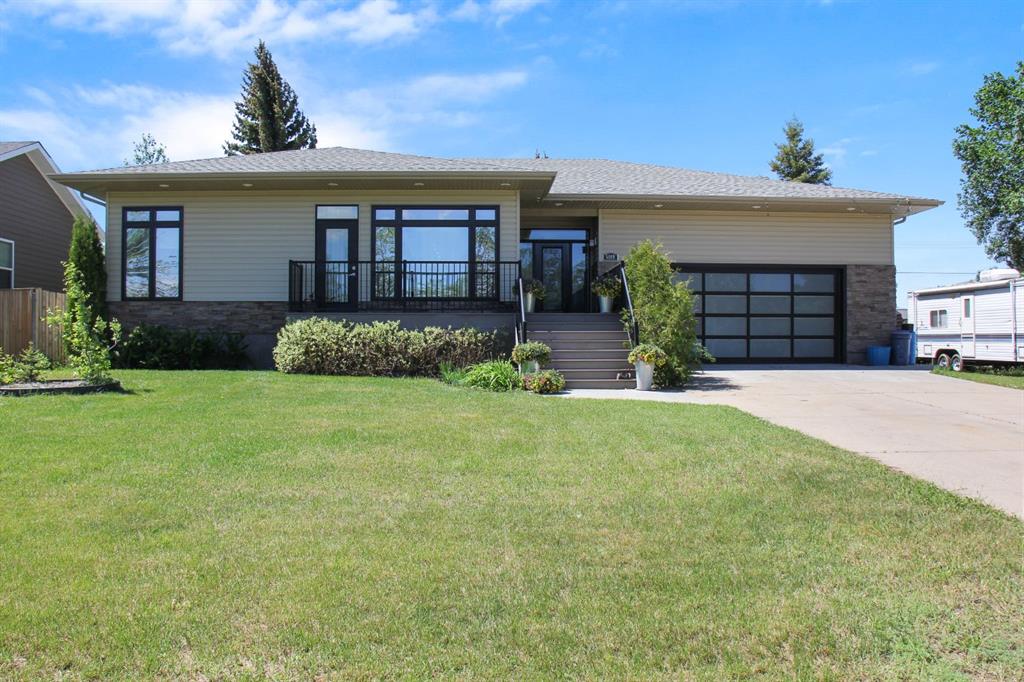 Picture of 5109 50 Street , Sedgewick Real Estate Listing