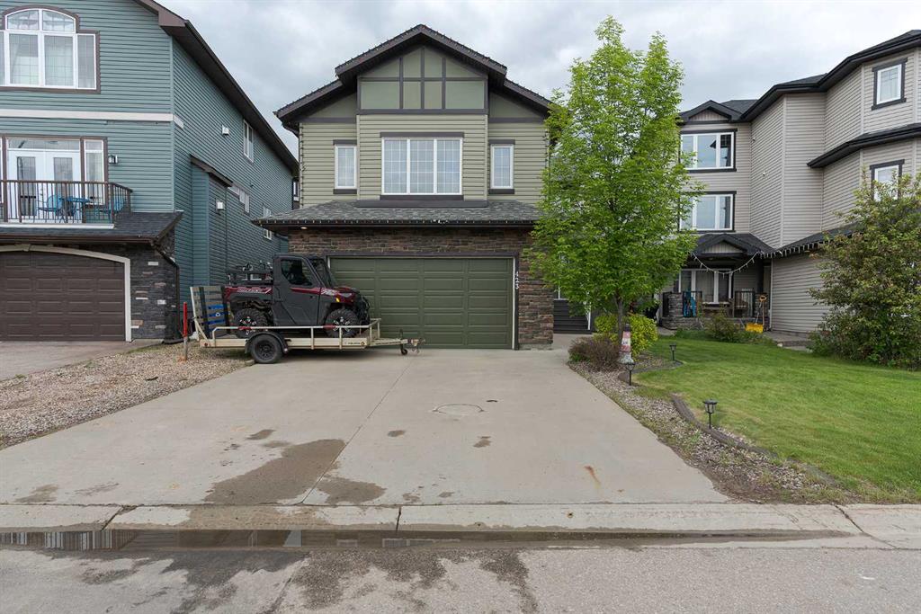 Picture of 423 Killdeer Way , Fort McMurray Real Estate Listing