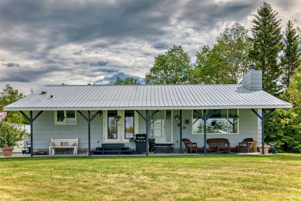 Picture of 251057 Township Road 422  , Rural Ponoka County Real Estate Listing