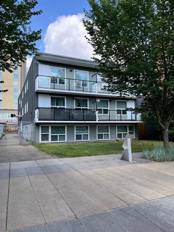 Picture of 228 13 Avenue SW, Calgary Real Estate Listing