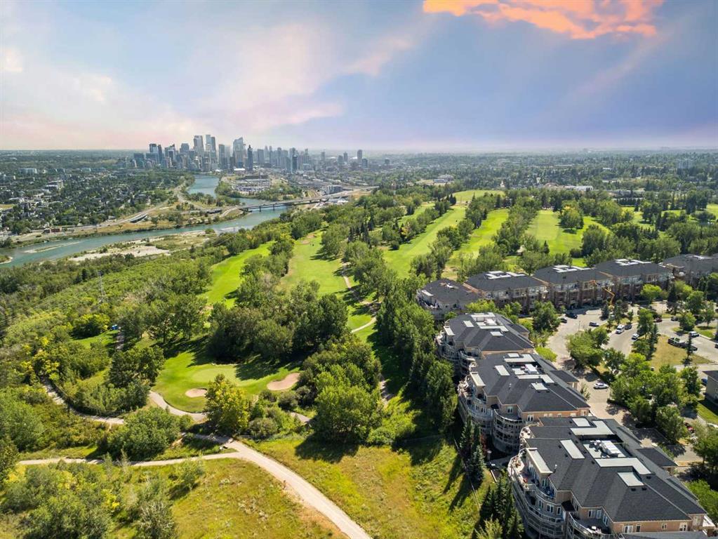 Picture of 404, 8 Hemlock Crescent SW, Calgary Real Estate Listing