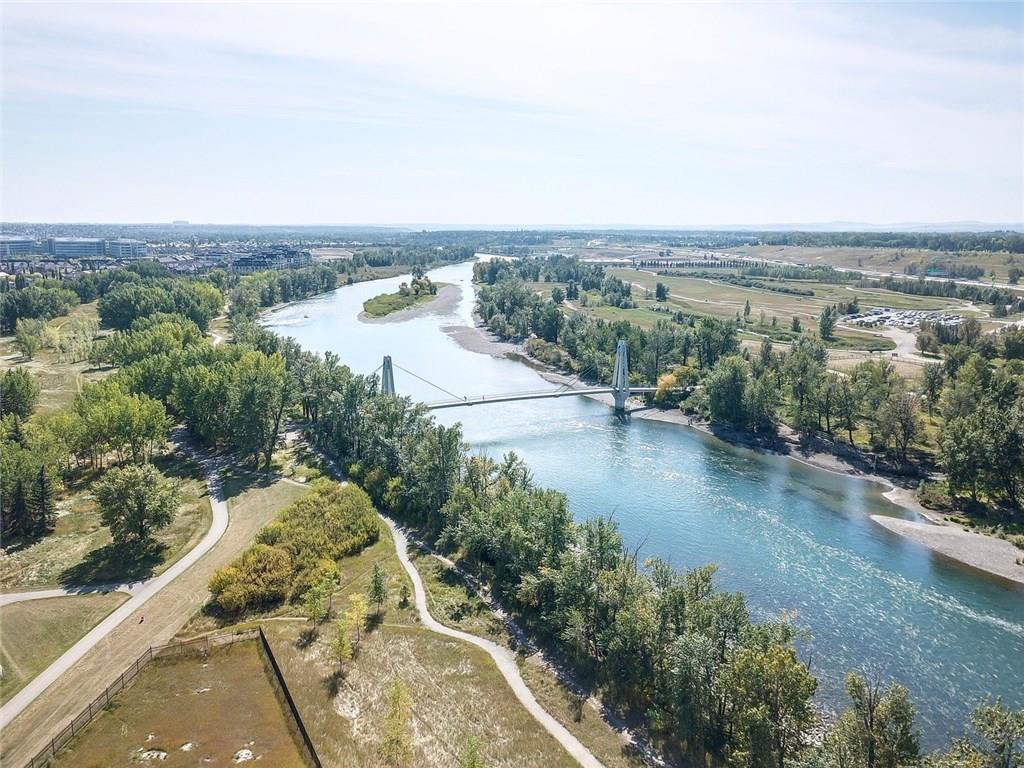 Picture of 30 Riverview Landing SE, Calgary Real Estate Listing