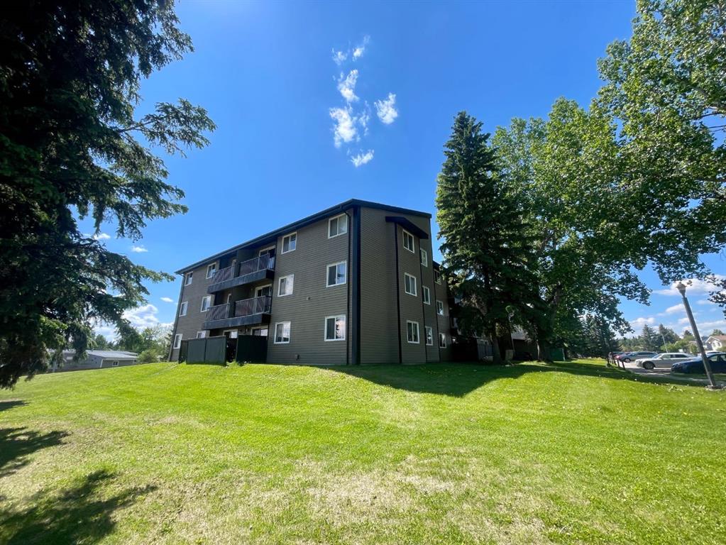 Picture of 306B, 5611 9 Avenue  , Edson Real Estate Listing