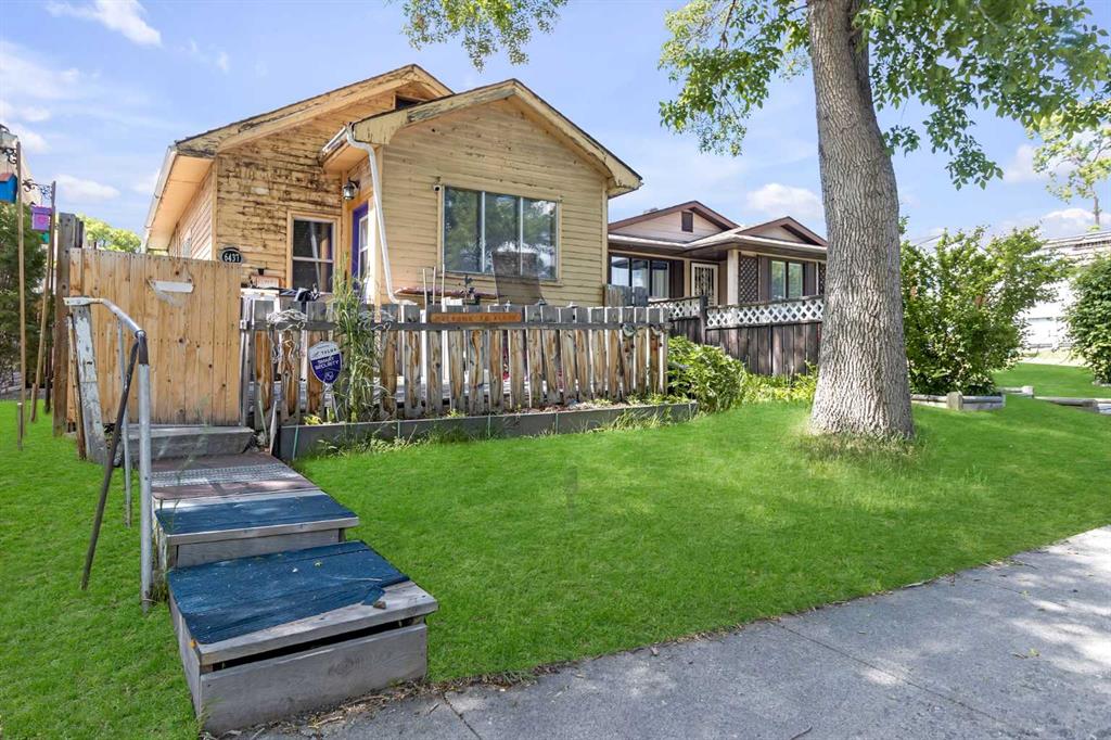 Picture of 6437 19 Street SE, Calgary Real Estate Listing