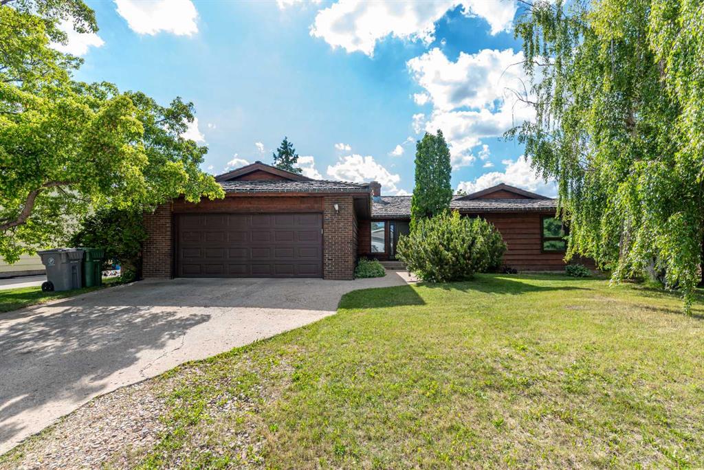 Picture of 3706 56A Avenue , Lloydminster Real Estate Listing