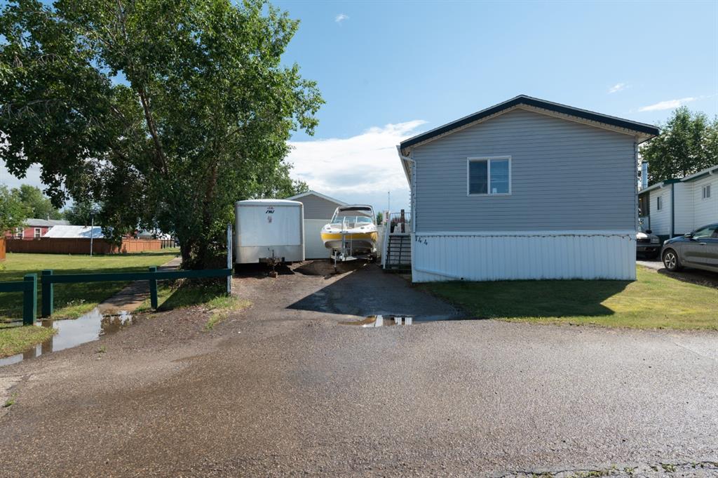 Picture of 144 Grey Owl Place , Fort McMurray Real Estate Listing