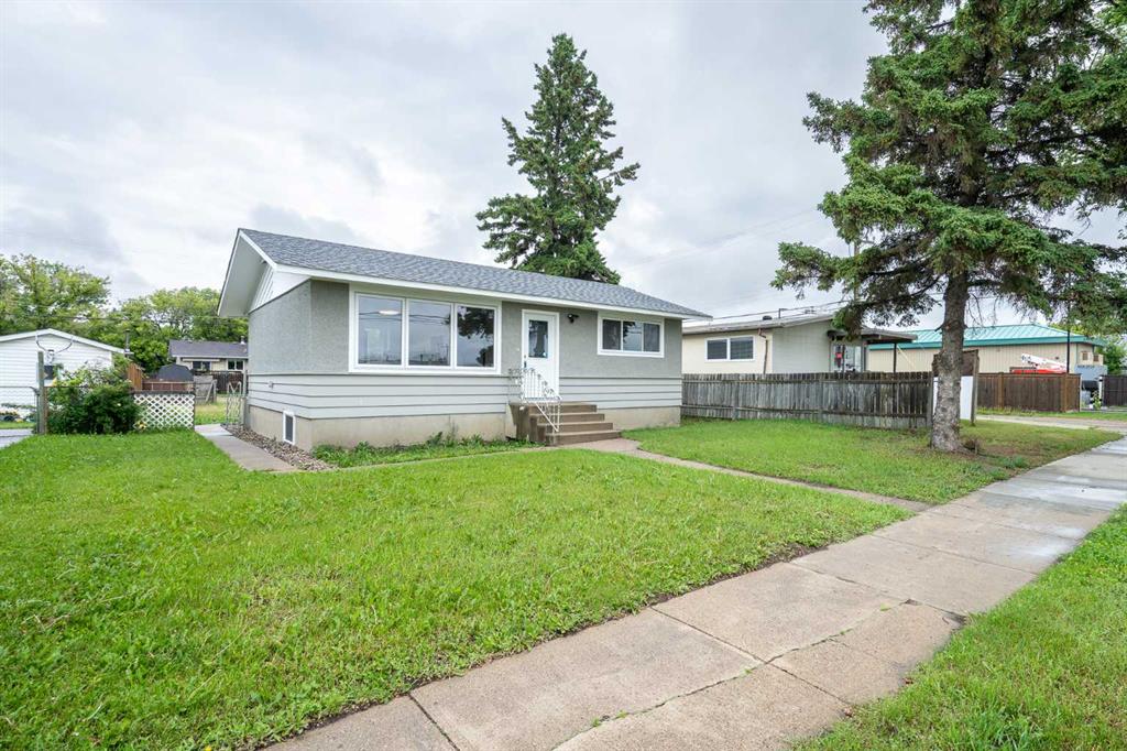 Picture of 5010 54 Street , Lloydminster Real Estate Listing