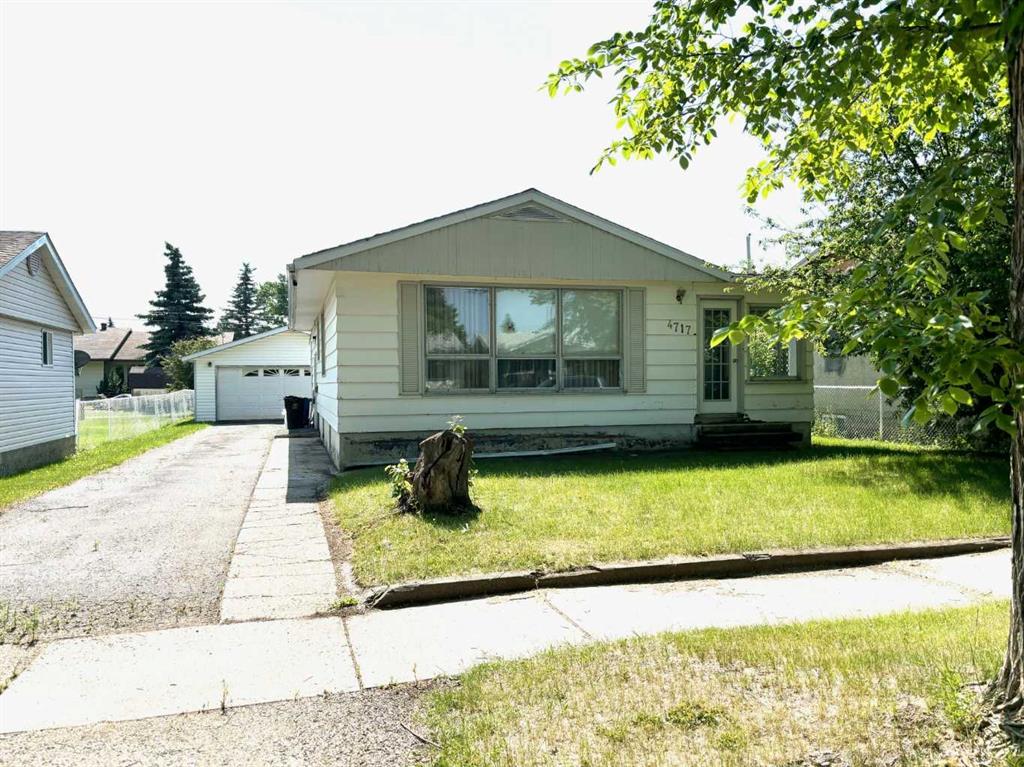 Picture of 4717 53 Avenue , Grimshaw Real Estate Listing