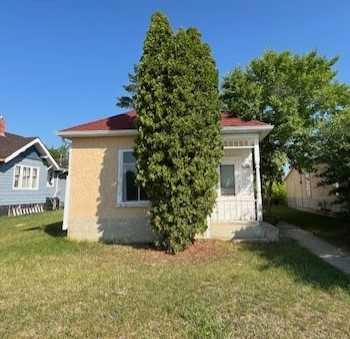 Picture of 5028 51 Street , Hardisty Real Estate Listing