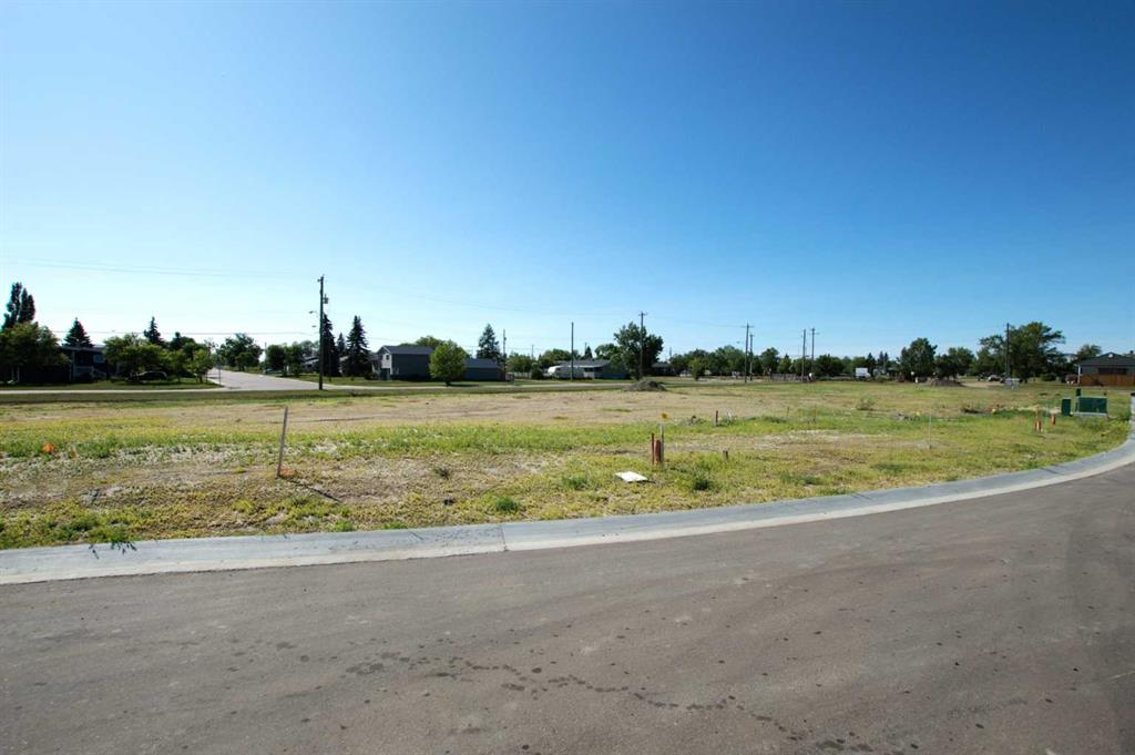 Picture of 4506 56 A StreetClose , Stettler Real Estate Listing