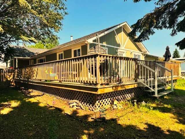 Picture of 512 2 Avenue NW, Slave Lake Real Estate Listing