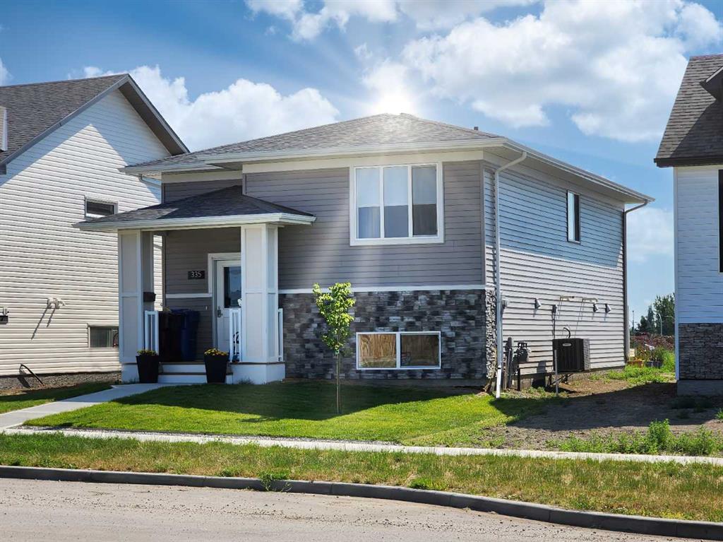 Picture of 335 Aquitania Boulevard W, Lethbridge Real Estate Listing