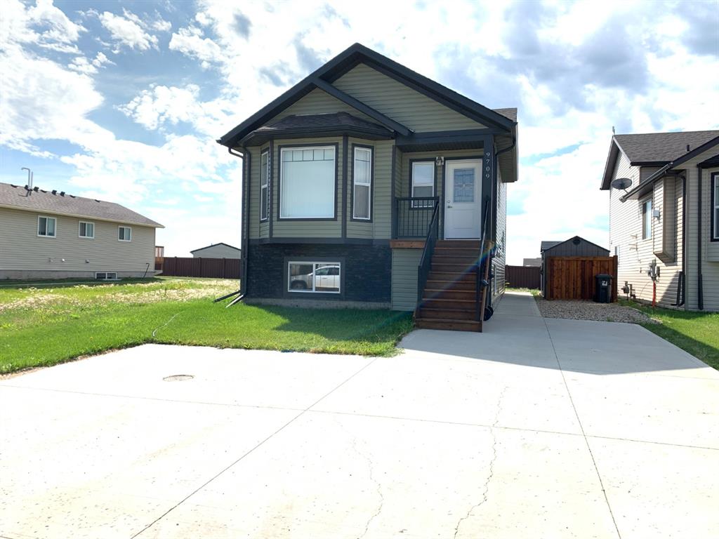 Picture of 9709 113 Avenue , Clairmont Real Estate Listing