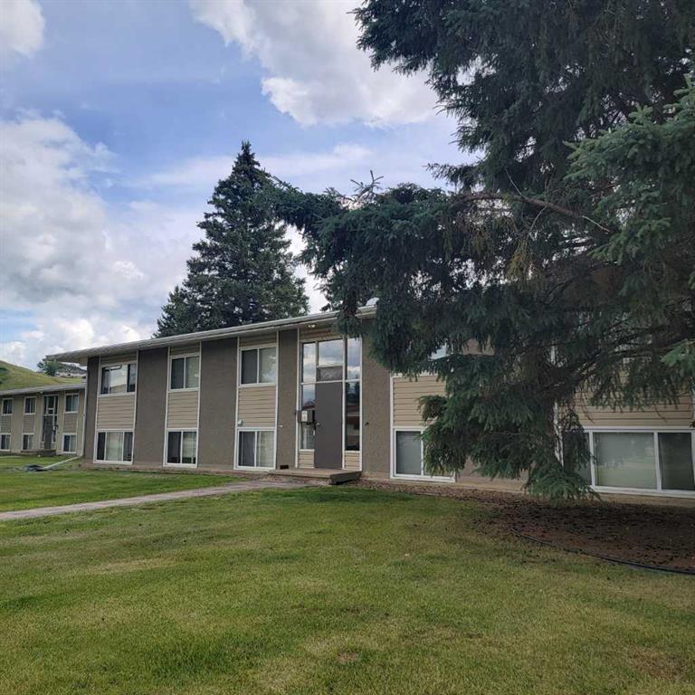 Picture of B3, 9515 88 Avenue , Peace River Real Estate Listing