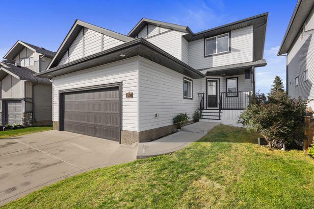 Picture of 157 Bowman Circle , Sylvan Lake Real Estate Listing